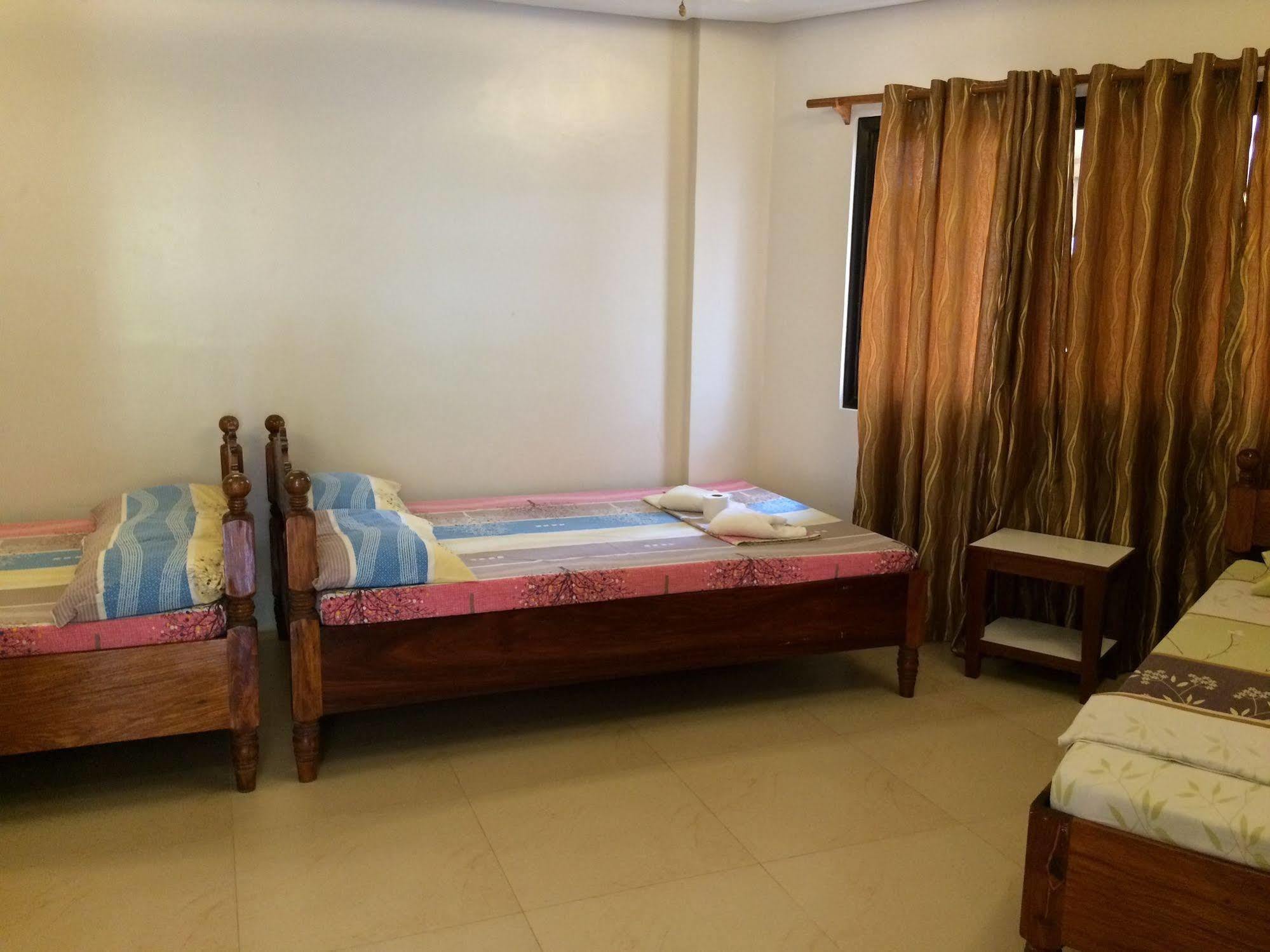 Inngo Tourist Inn El Nido Exteriör bild