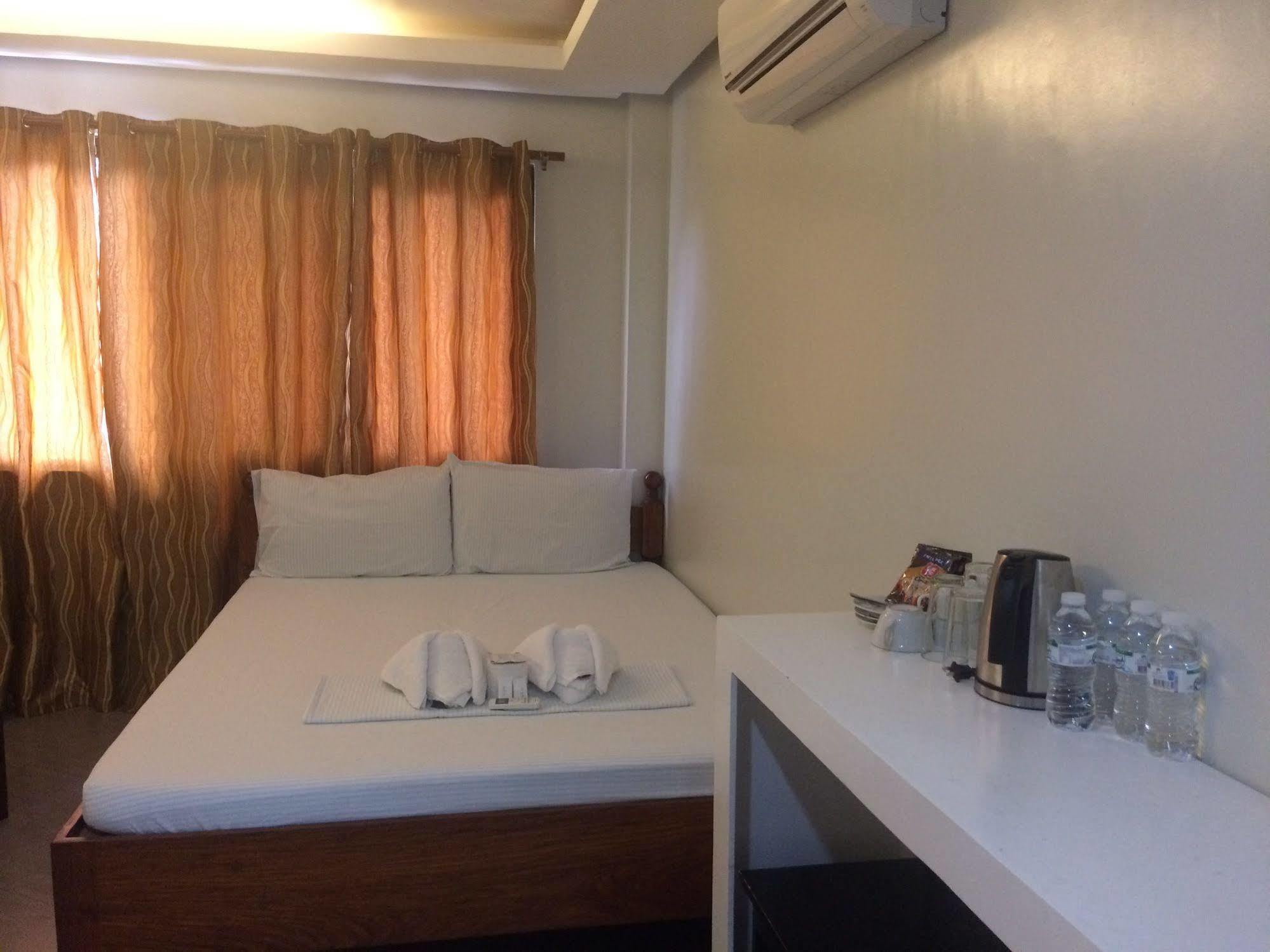 Inngo Tourist Inn El Nido Exteriör bild